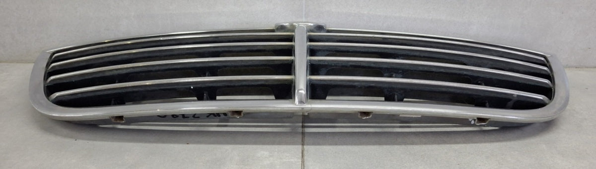 Maska (grill) Atrapa zderzaka prednja Ssangyong Rodius I 08-12