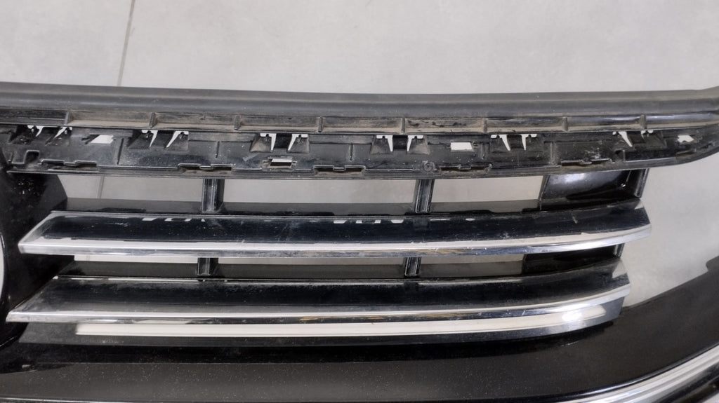 Maska (grill) atrapa LED zderzaka prednja VW ARTEON R Line 3G8 Lift 2020-