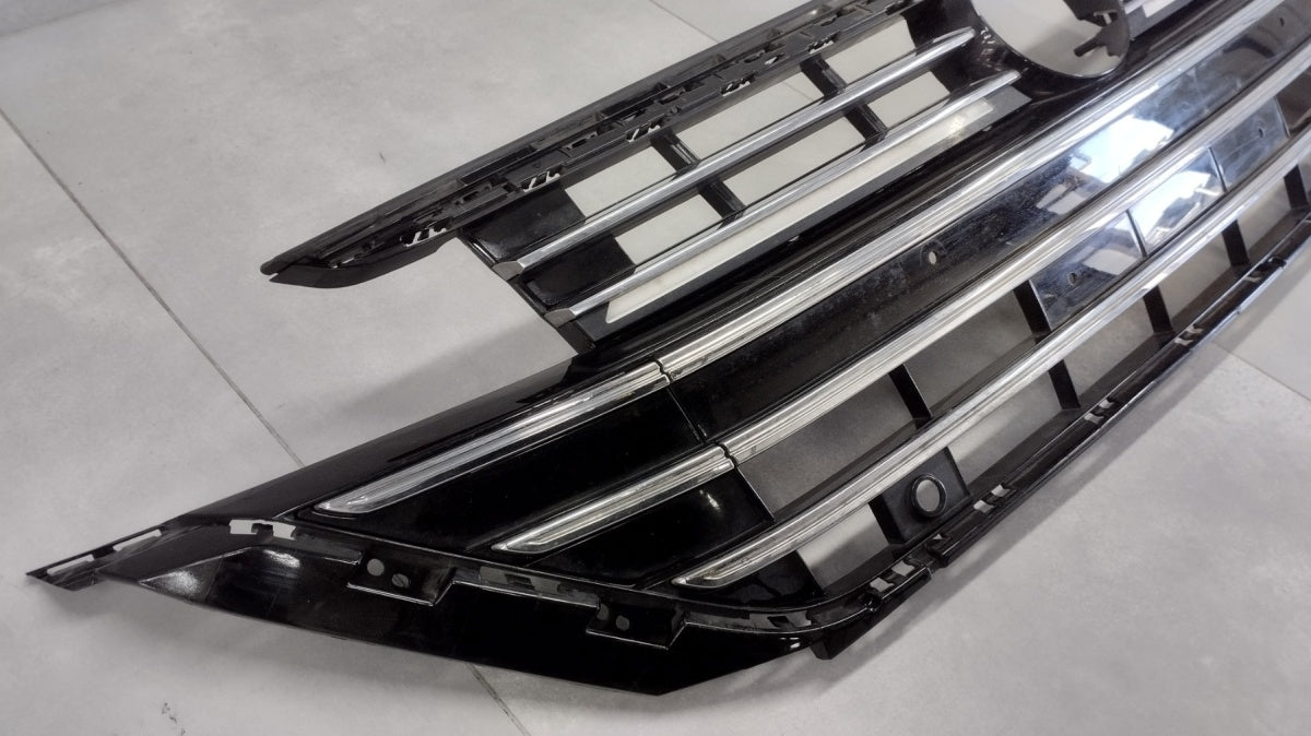 Maska (grill) atrapa LED zderzaka prednja VW ARTEON R Line 3G8 Lift 2020-