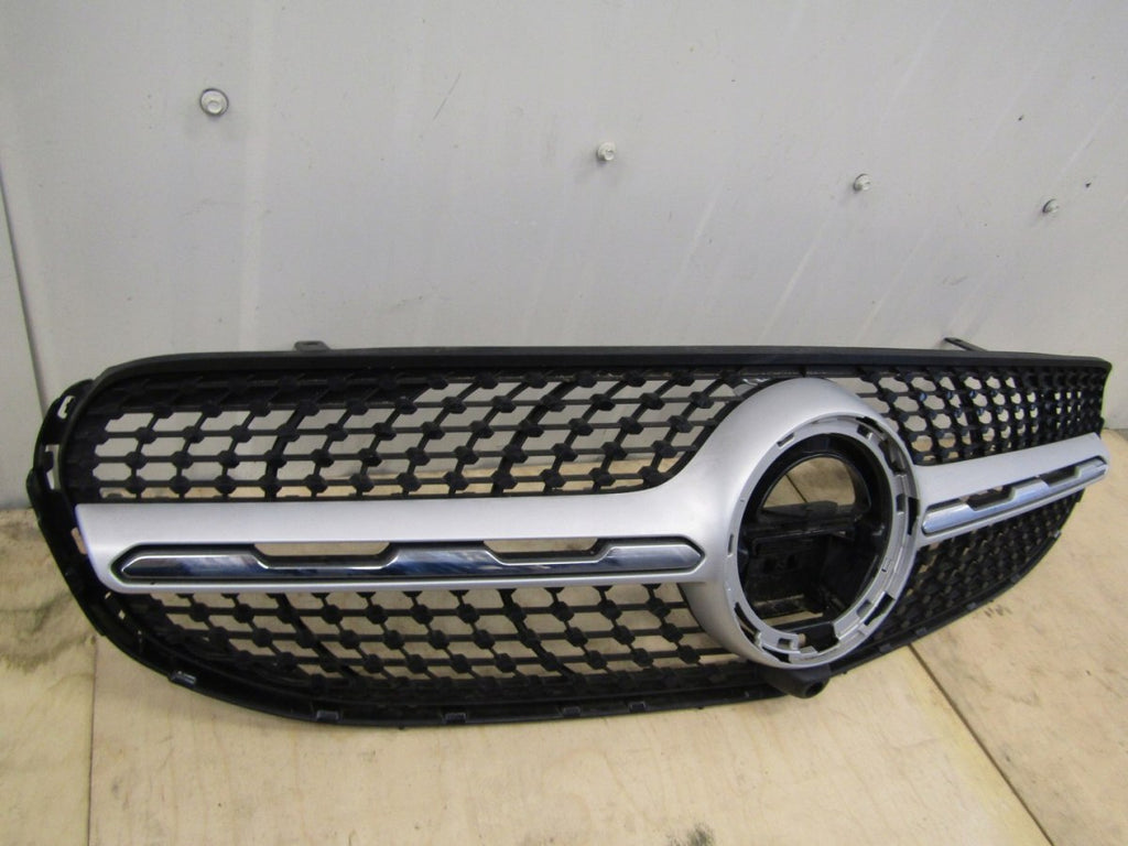 Maska (grill) atrapa Mercedes GLC W253 19- LIFT