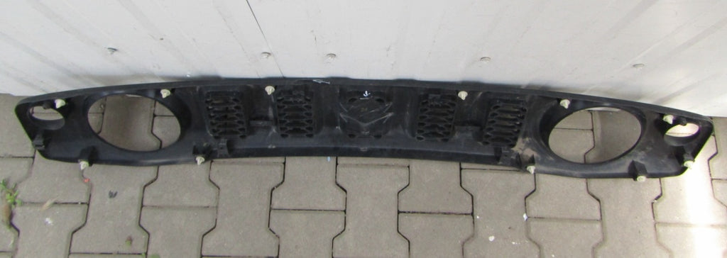 Prednji branik Grill atrapa SUZUKI JIMNY 4 IV 18-