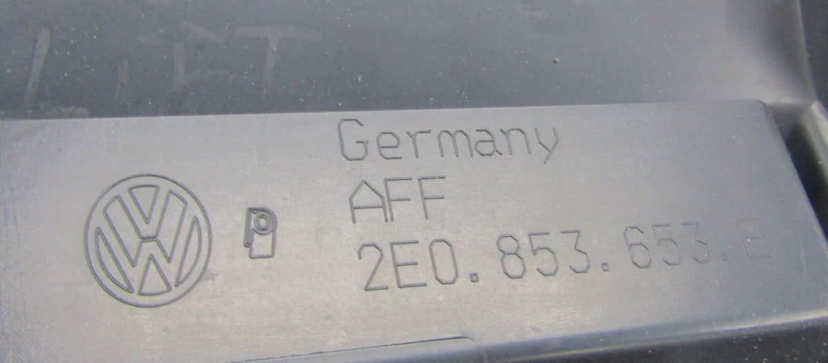 Maska (grill) atrapa VW VOLKSWAGEN CRAFTER I 2E0 LIFT 2011-2016