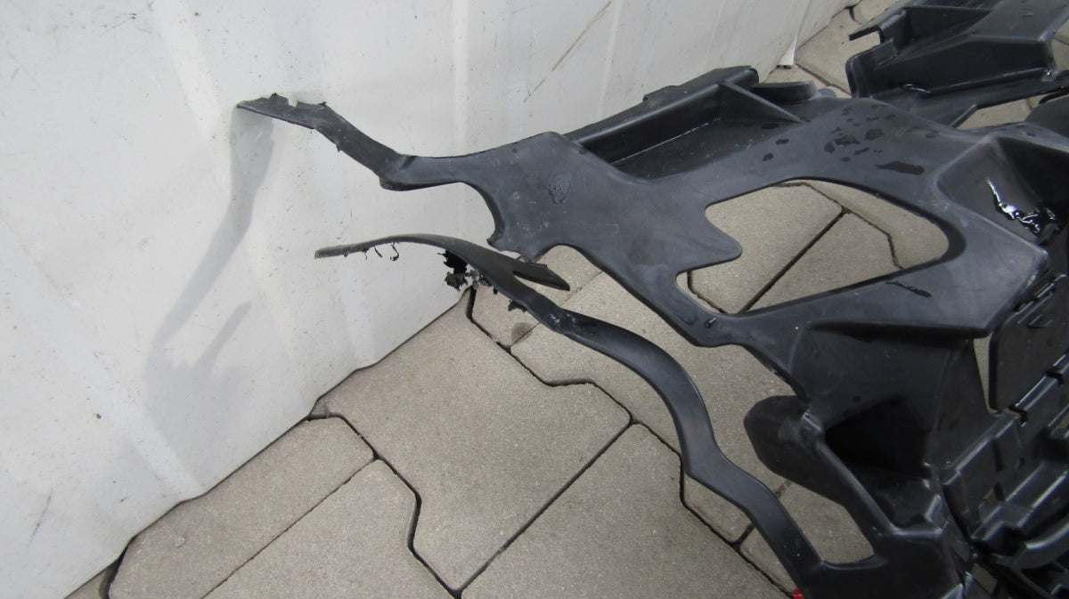 Prednji branik Grill atrapa MERCEDES AMG GT 14-