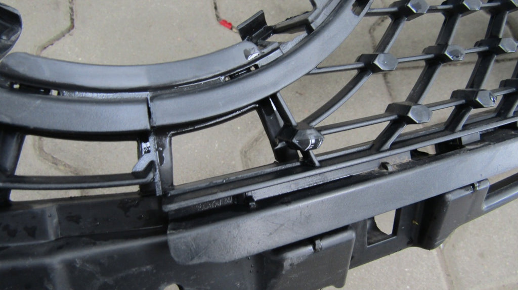 Prednji branik Grill atrapa MERCEDES AMG GT 14-