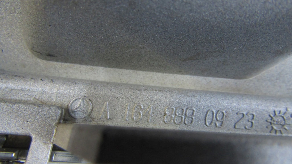 Maska (grill) atrapa MERCEDES W164 ML II 2 08- LIFT