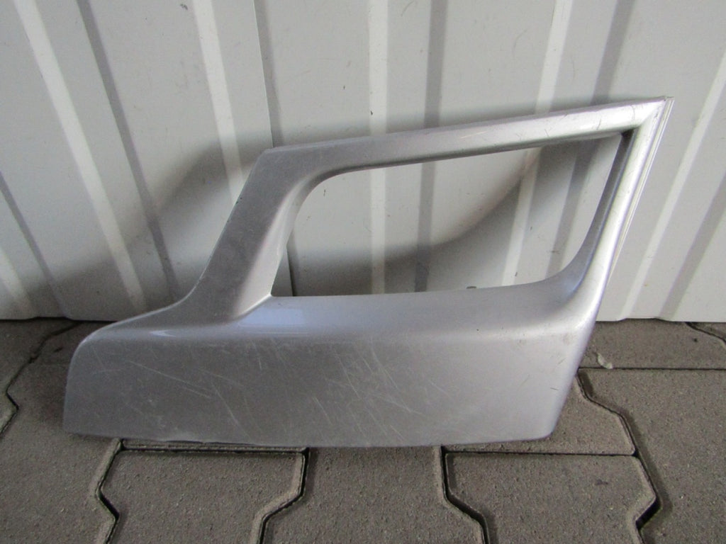 Maska (grill) obloga ramka a desna NISSAN NV400 2010-