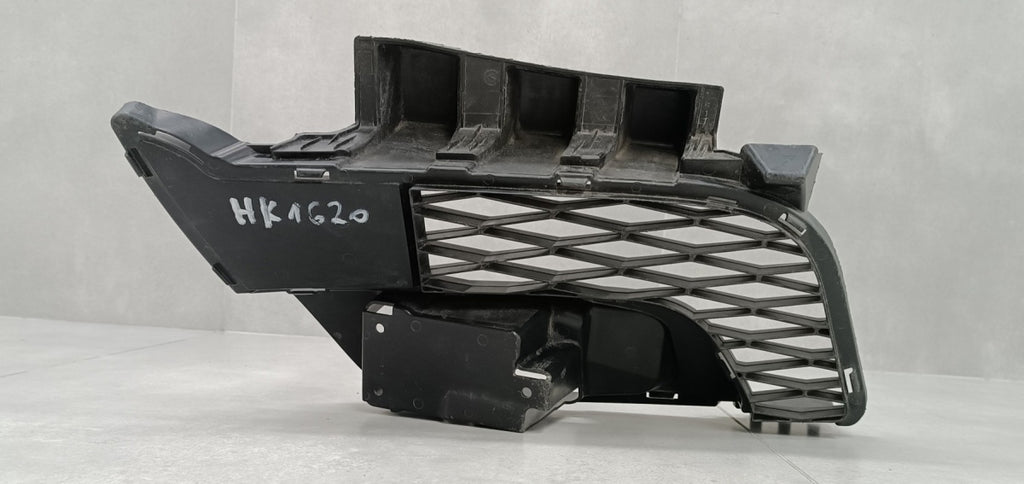 Rešetka desna zderzaka prednja prednja Toyota Supra GR 19-23