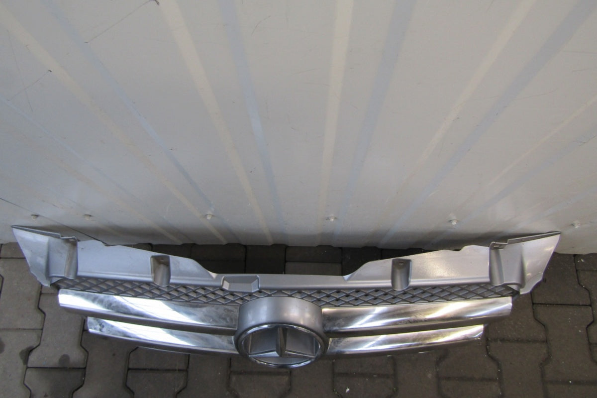 Prednji branik Grill atrapa MERCEDES SPRINTER W906 06-12