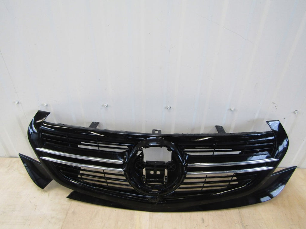 Maska (grill) atrapa na kamerę i radar Mercedes EQC AMG 19
