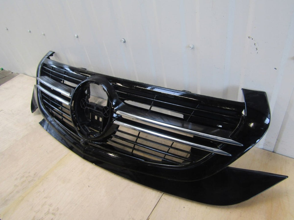 Maska (grill) atrapa na kamerę i radar Mercedes EQC AMG 19