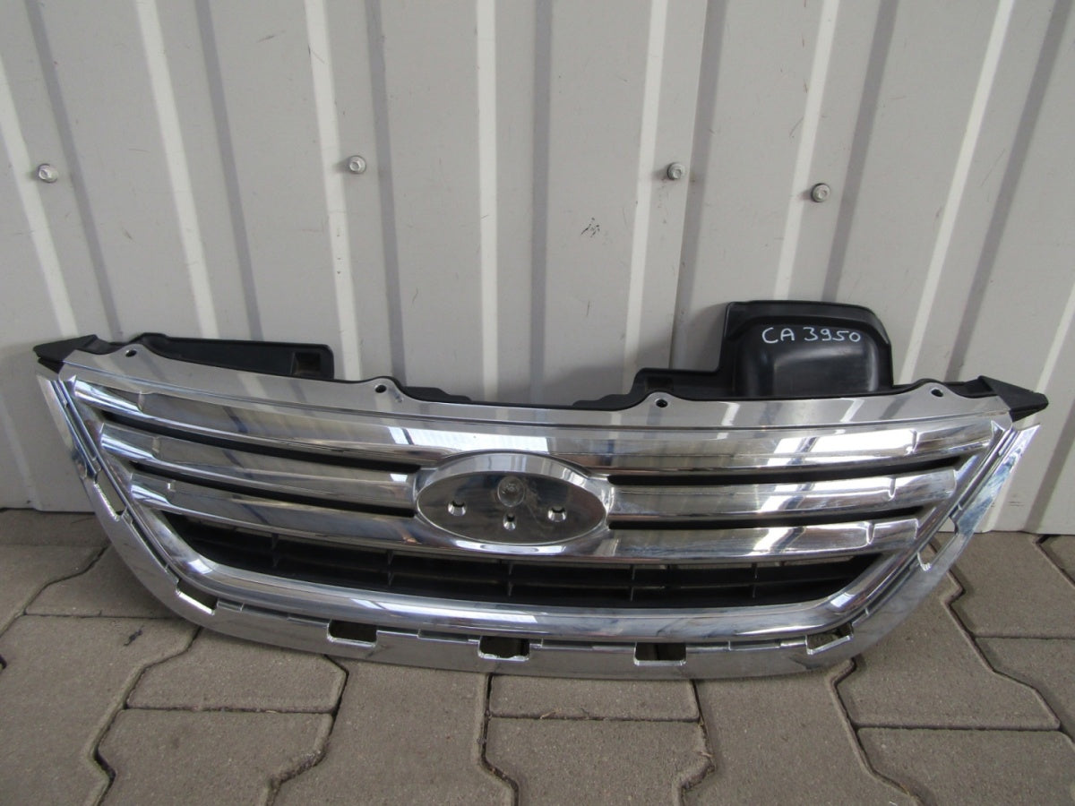 Maska (grill) atrapa hrom prednja FORD FIESTA MK7 11-13 USA