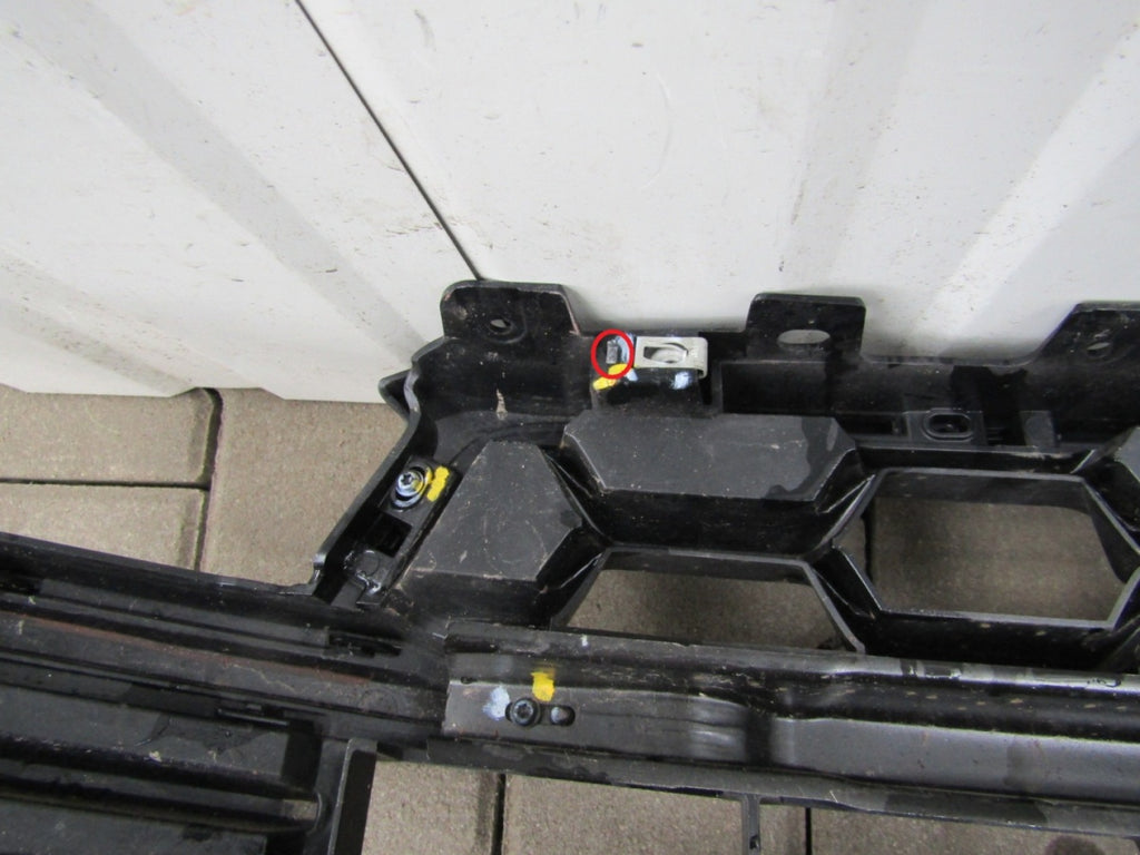 Prednji branik Grill atrapa FORD RANGER VI 6 22-