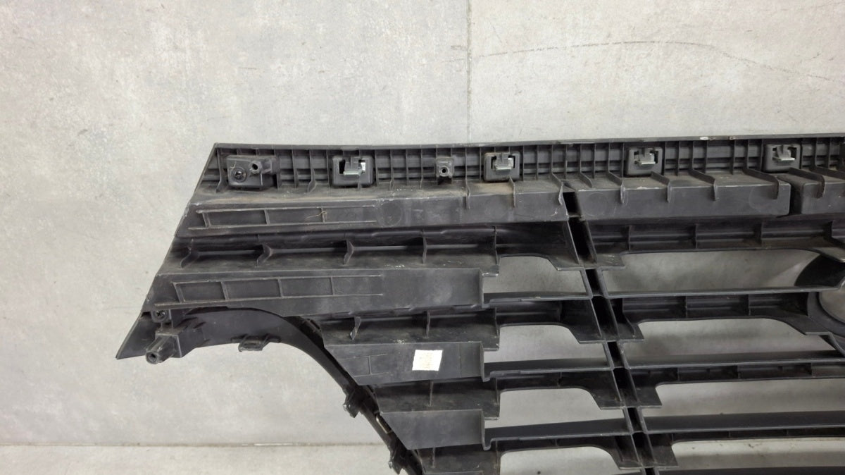 Prednji branik Grill atrapa HYUNDAI H1 Starex 2 II 17-22
