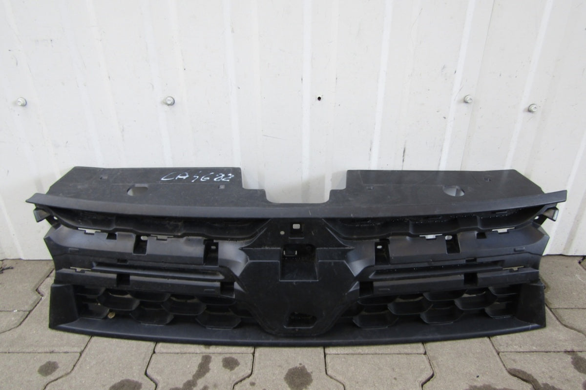 Prednji branik Grill atrapa DACIA DUSTER I LIFT 13-