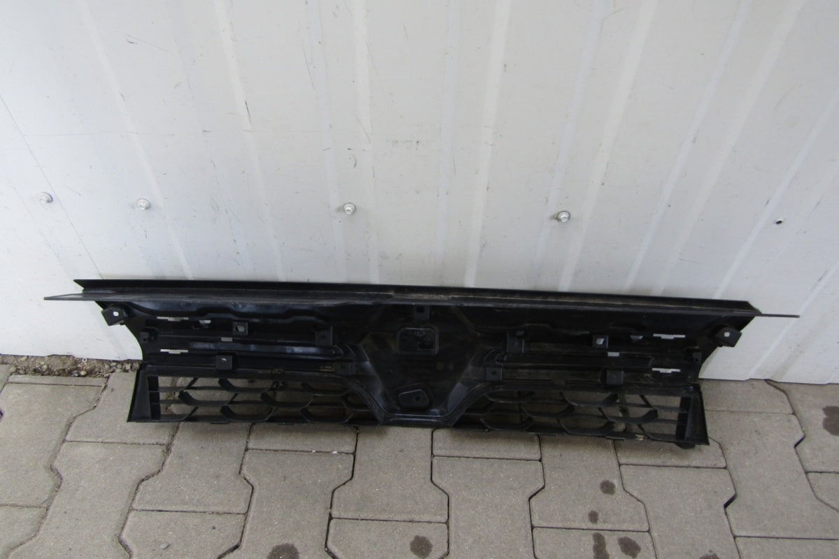 Prednji branik Grill atrapa DACIA DUSTER I LIFT 13-