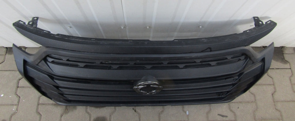 Prednji branik Grill atrapa SSANGYONG REXTON 2 II SPORT CARBON LIFT 20-