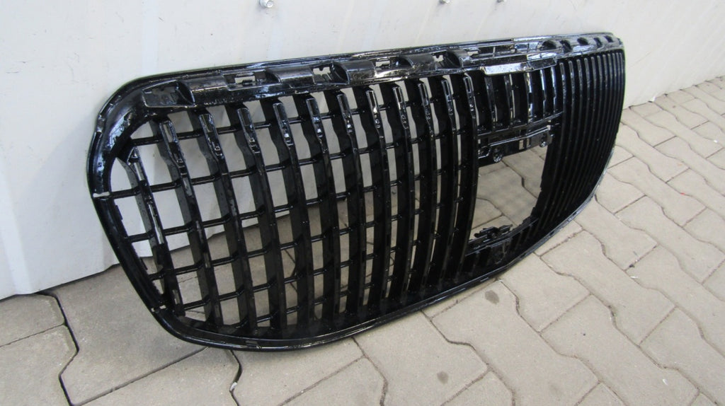 Maska (grill) atrapa prednja Mercedes Maybach GLS 600 20-23