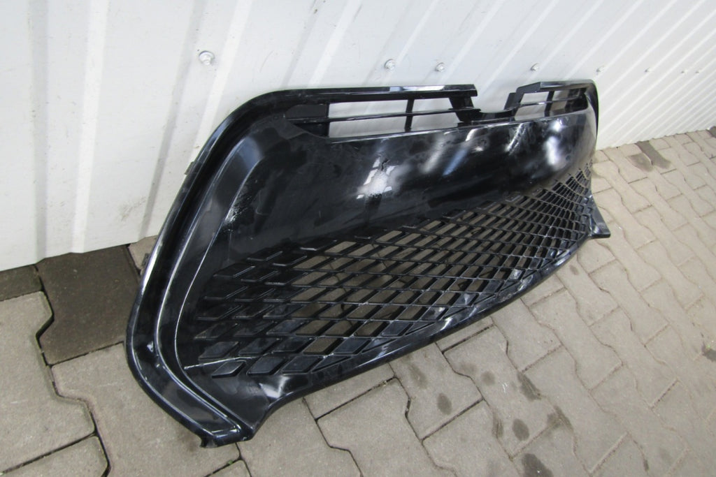 Prednji branik Grill atrapa TOYOTA COROLLA E17 LIFT 16-19 USA