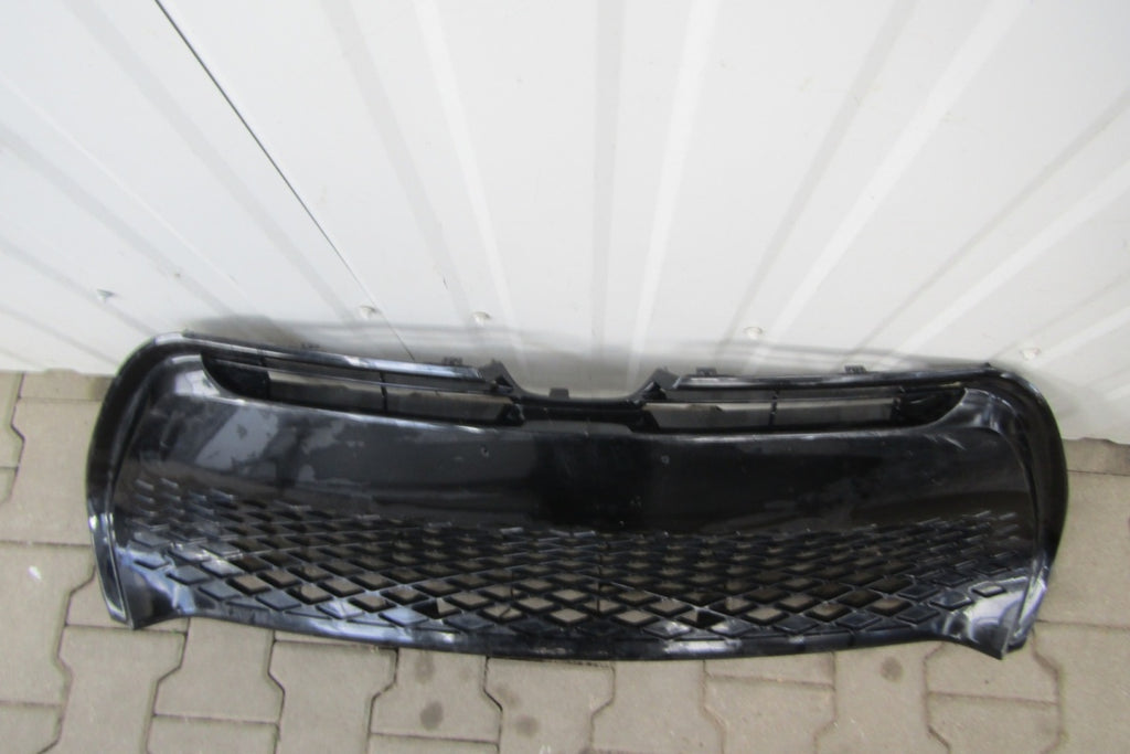 Prednji branik Grill atrapa TOYOTA COROLLA E17 LIFT 16-19 USA