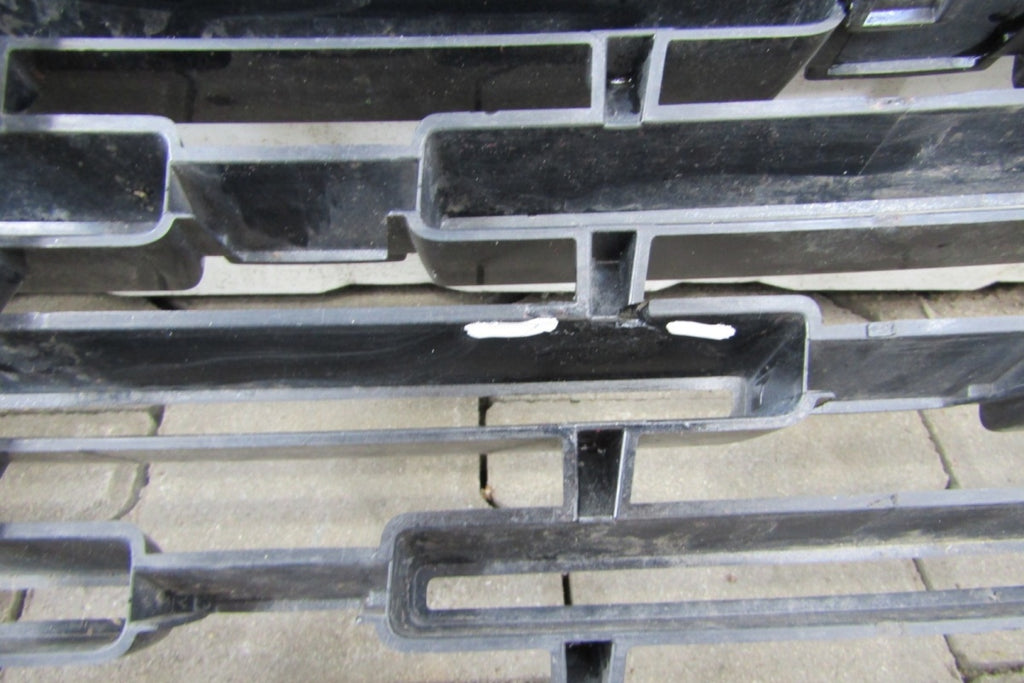 Prednji branik Grill atrapa RANGE ROVER 5 V L460 22-