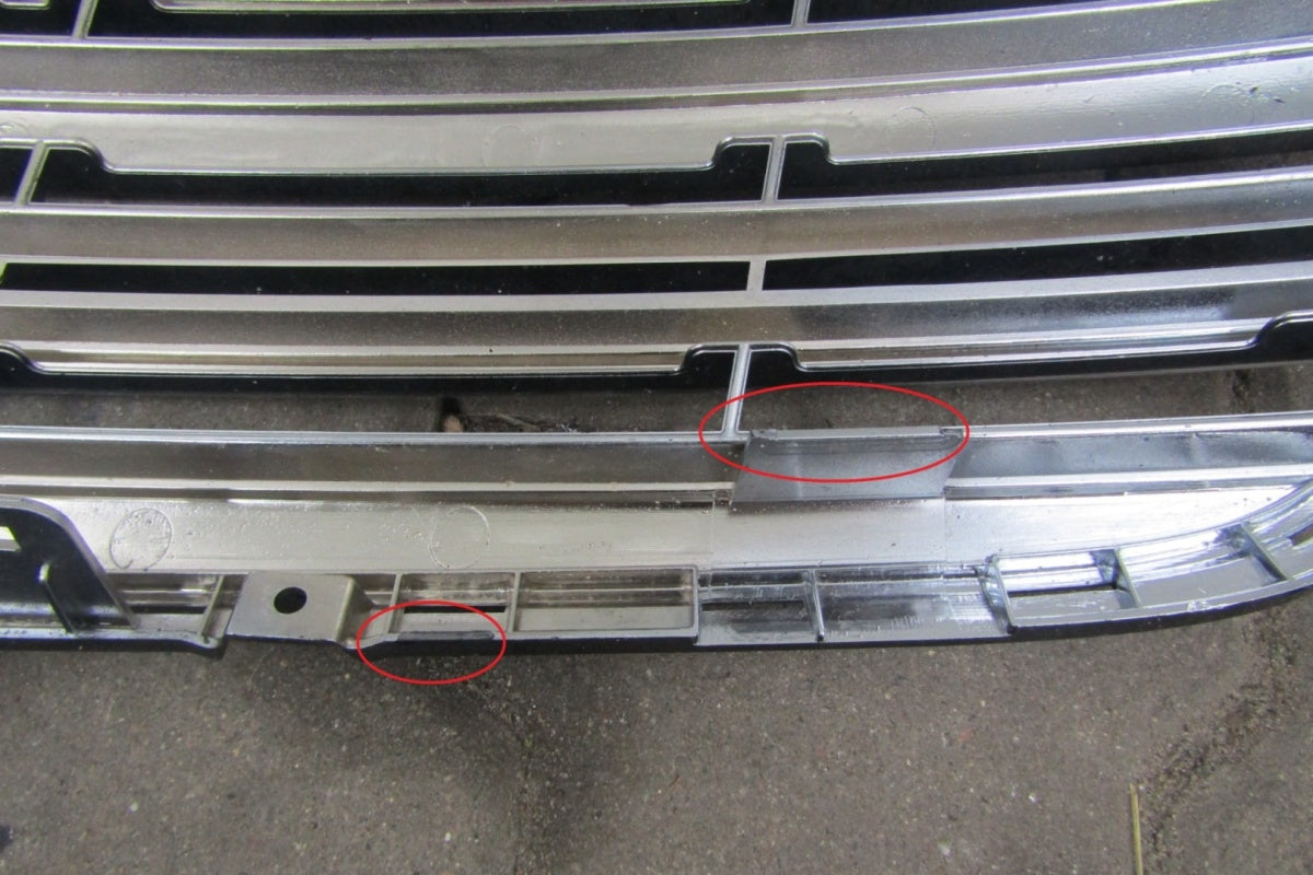 Prednji branik Grill atrapa SUZUKI GRAND VITARA 12-15 USA