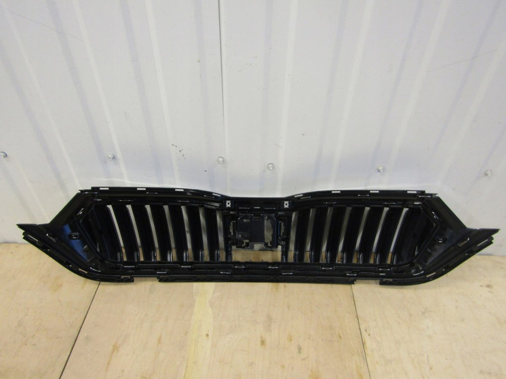 Prednji branik Grill atrapa Skoda Octavia 4 IV 19-