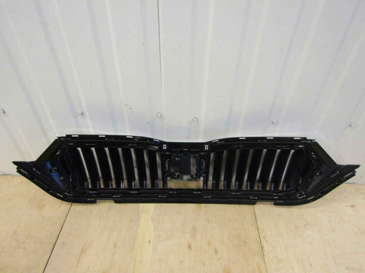 Prednji branik Grill atrapa Skoda Octavia 4 IV 19-