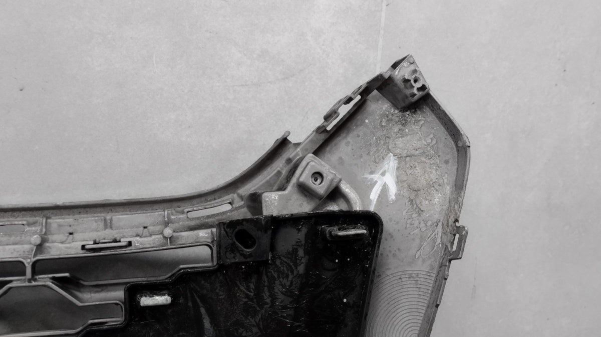 Prednji branik Grill atrapa TOYOTA COROLLA CROSS 22-