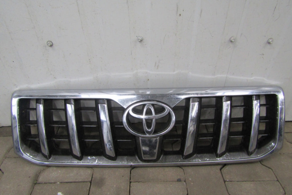 Prednji branik Grill atrapa TOYOTA LAND CRIUSER J120 2002-