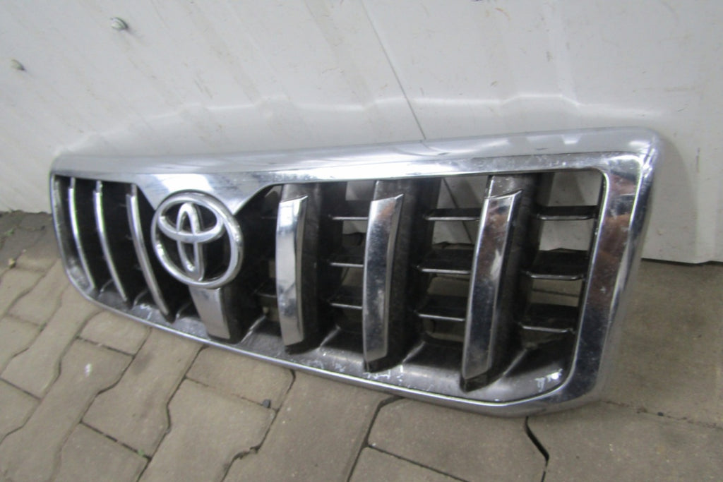 Prednji branik Grill atrapa TOYOTA LAND CRIUSER J120 2002-