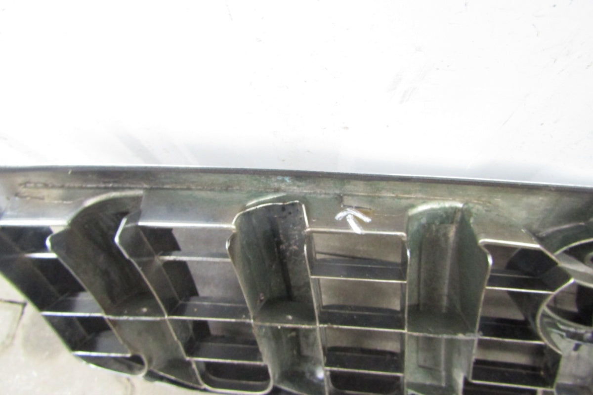 Prednji branik Grill atrapa TOYOTA LAND CRIUSER J120 2002-