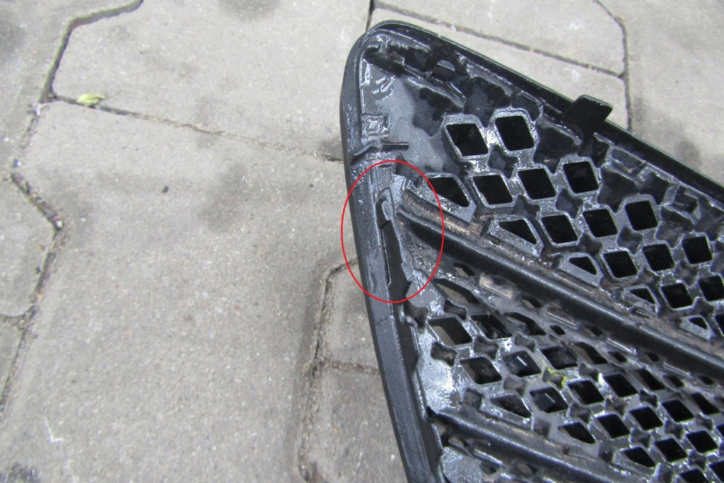 Prednji branik Grill atrapa TOYOTA COROLLA E12 TSPORT 05-