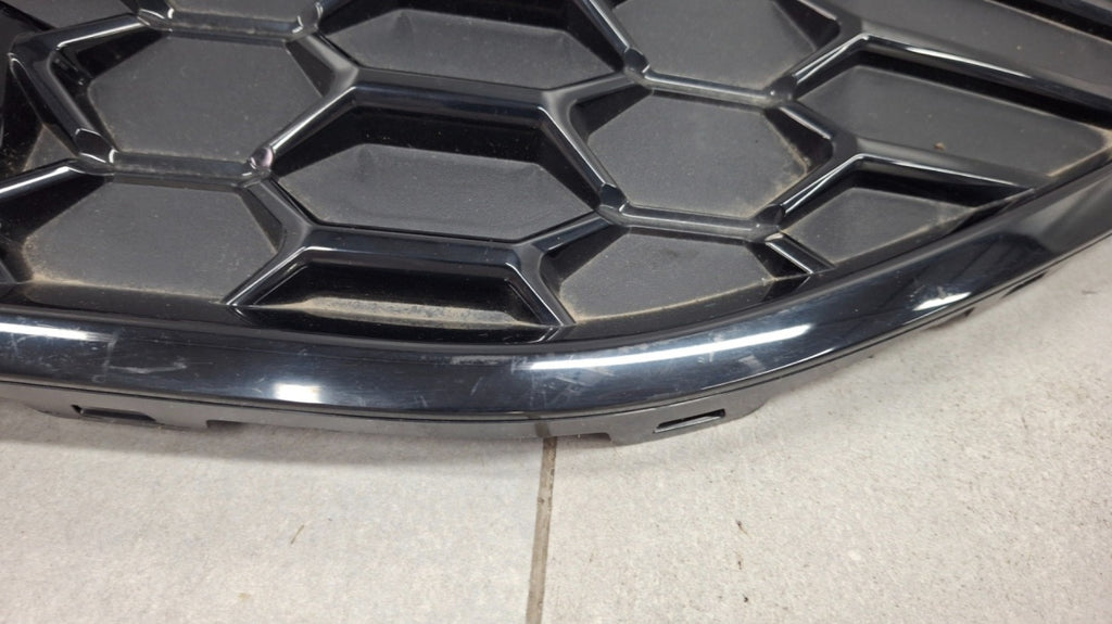 Maska (grill) atrapa zderzaka Ford Focus MK4 IV ST LINE LIFT 22-