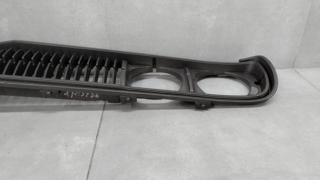 Maska (grill) atrapa chłodnicy DATSUN / NISSAN 620 1973-1979