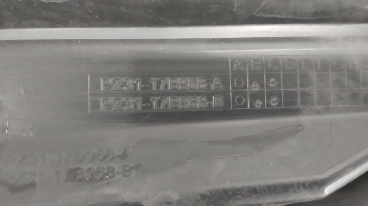 Maska (grill) atrapa zderzaka prednja Ford TRANIST CUSTOM II PZ31-17B968-A