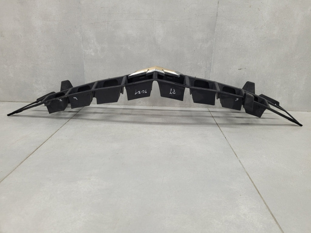 Maska (grill) atrapa zderzaka prednja Chevrolet Camaro V SS 09-12