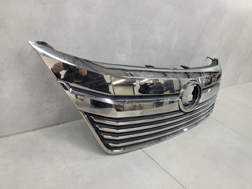 Maska (grill) atrapa zderzaka prednja Toyota Vellfire 08-15