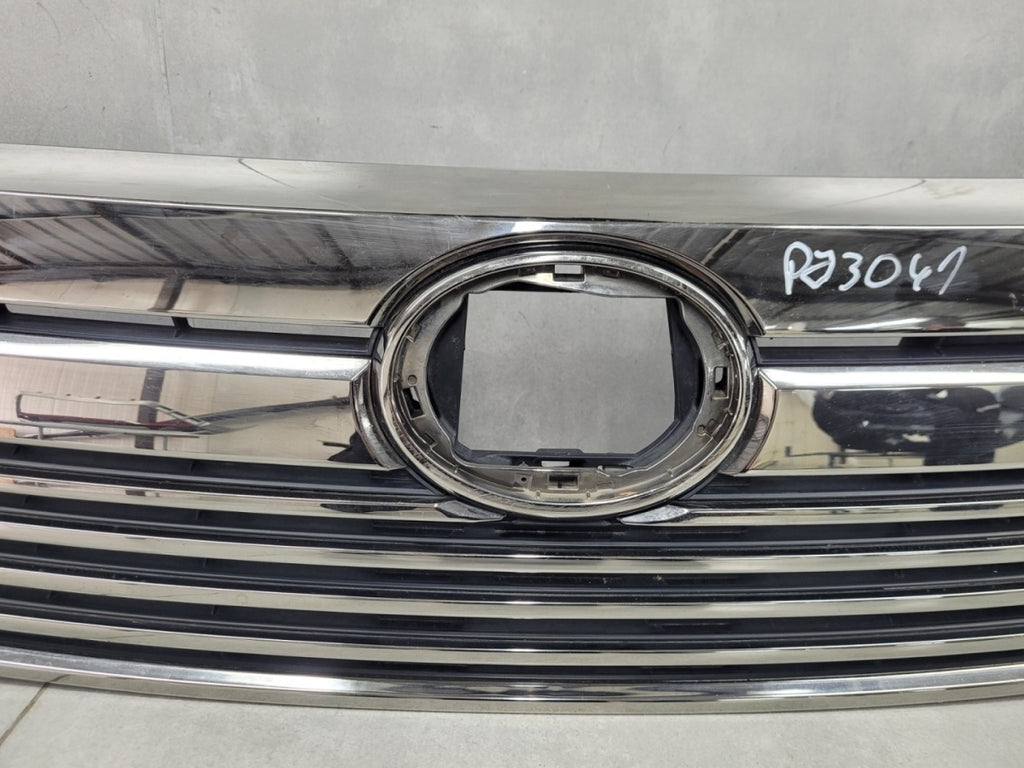 Maska (grill) atrapa zderzaka prednja Toyota Vellfire 08-15
