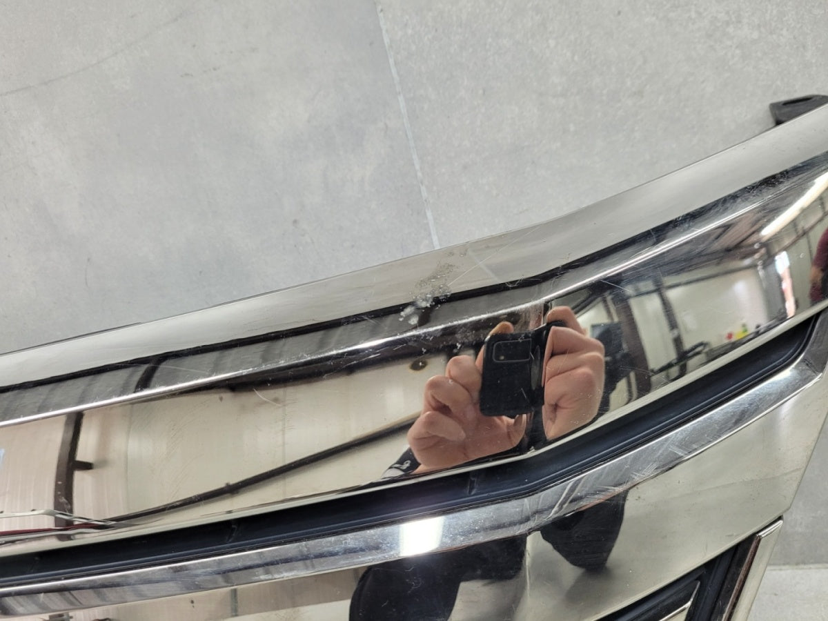 Maska (grill) atrapa zderzaka prednja Toyota Vellfire 08-15