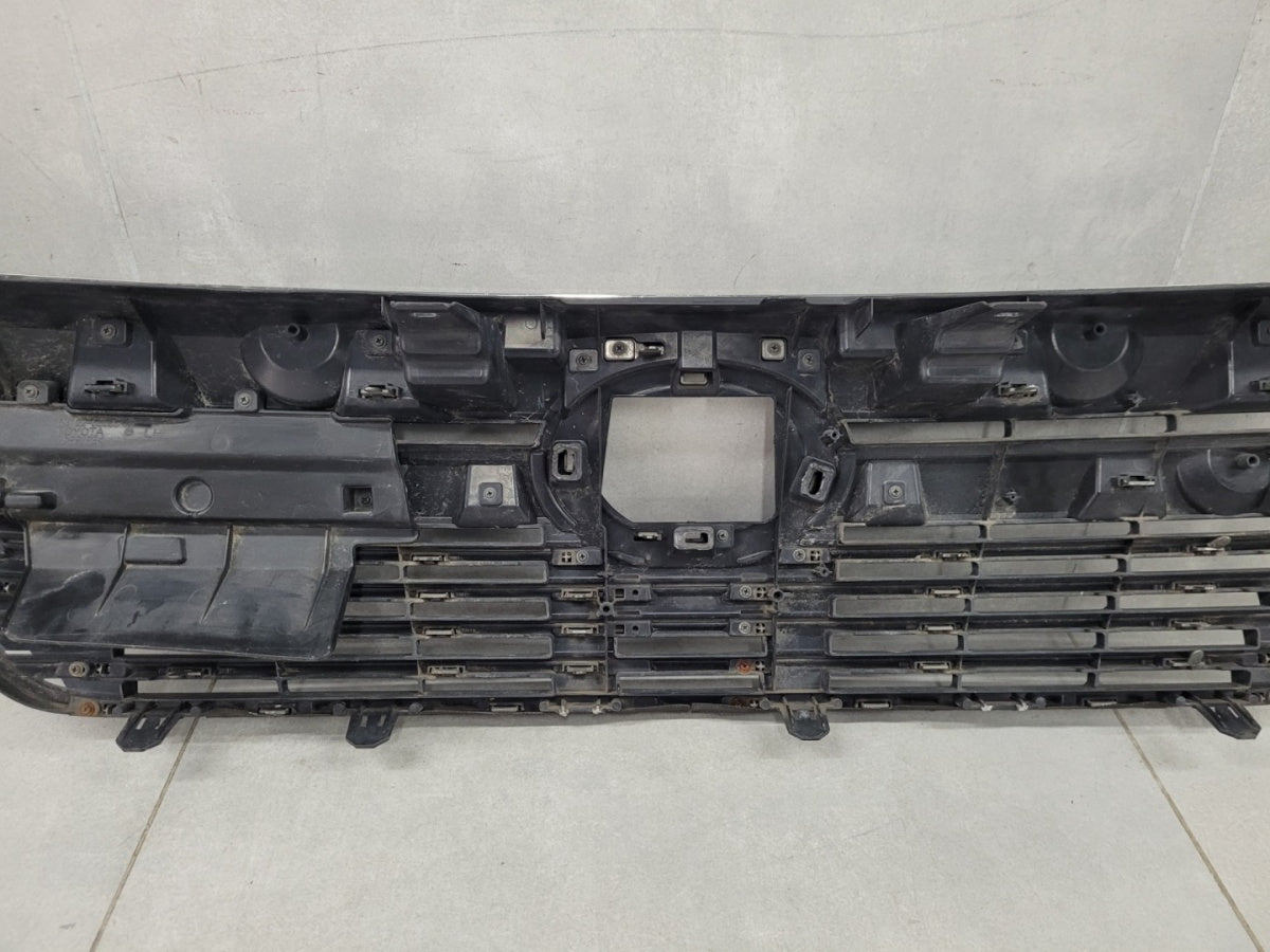 Maska (grill) atrapa zderzaka prednja Toyota Vellfire 08-15
