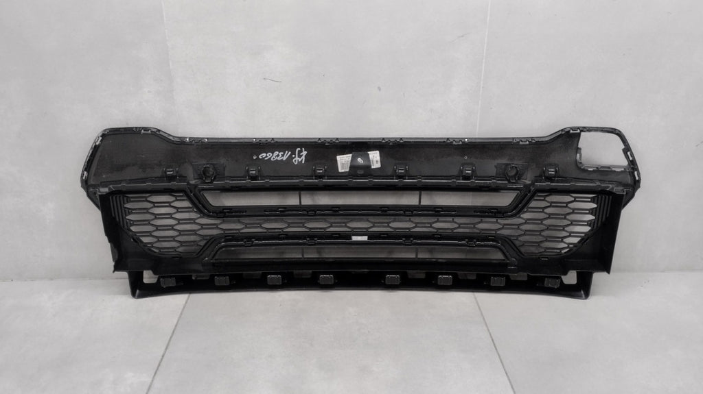 Maska (grill) Kratka zderzaka prednja BMW X1 U11 M--PAKIET 22-26