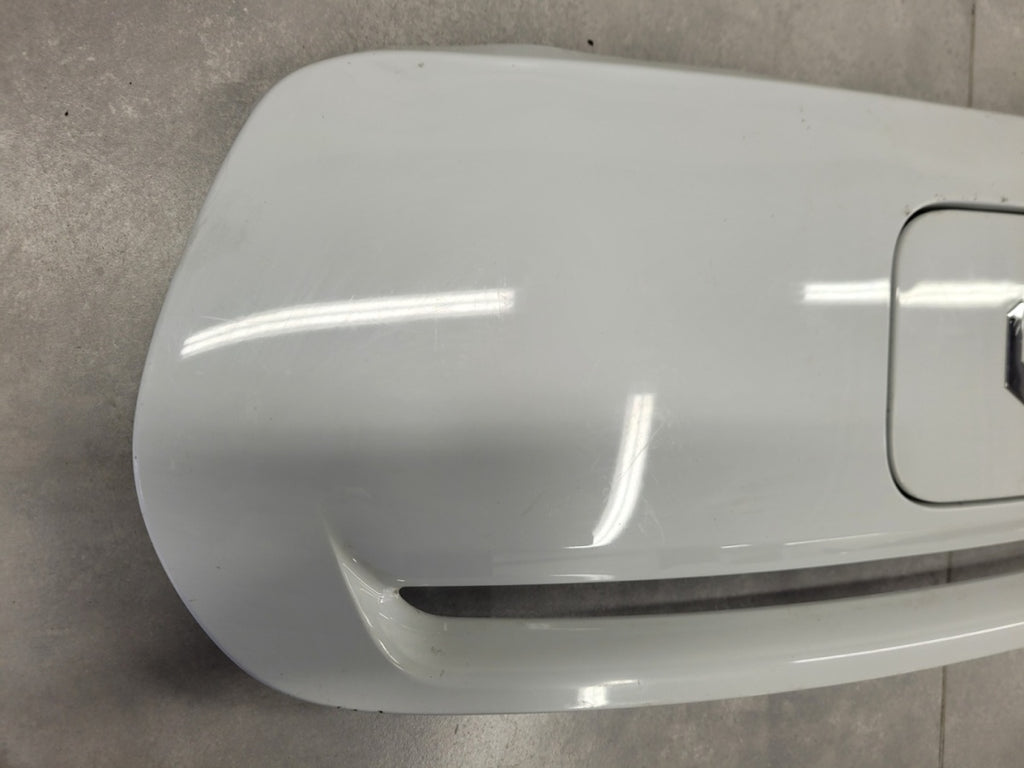 Maska (grill) atrapa zderzaka prednja klapka mechanizm gniazda ładowania Leapmotor T03 22-
