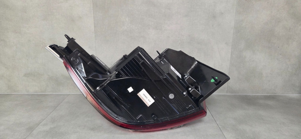 komplet LAMP TYLNYCH lijevi desni OPEL FRONTERA LED 24- 9848766680 9848766880