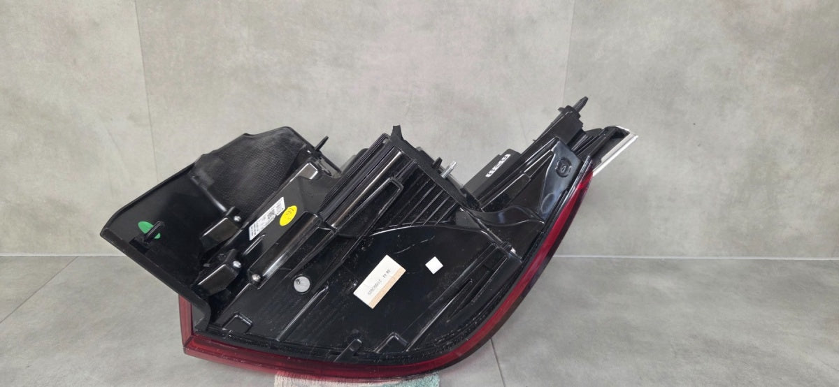 komplet LAMP TYLNYCH lijevi desni OPEL FRONTERA LED 24- 9848766680 9848766880