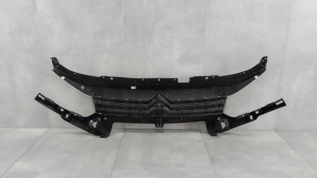 Maska (grill) GRIL KRATKA CITROEN BERLINGO IV 18-26 ATRAPA GRIL CITROEN BERLINGO IV 18-26 9816779080 99899495 OEM OEM