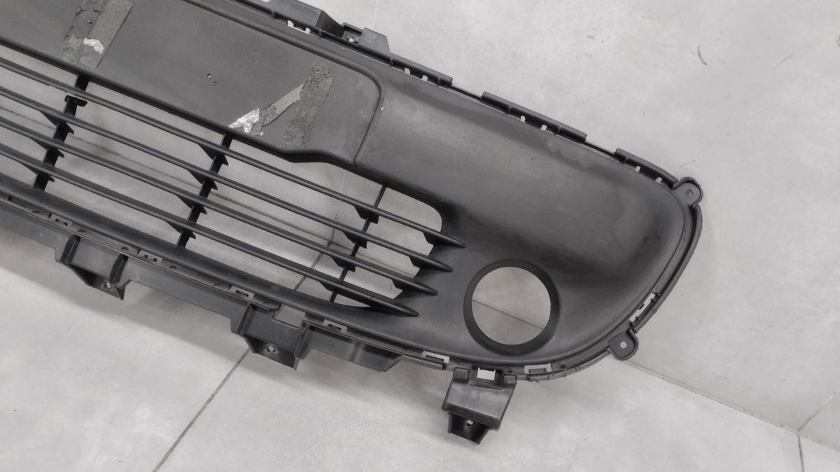 Rešetka branika prednja ŚRODKOWA RENAULT TWINGO III 14- OEM 622542640R