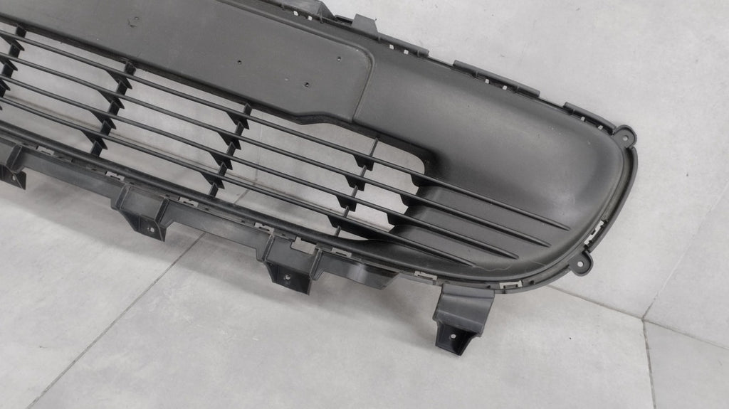 Maska (grill) KRATKA ZDERZAKA prednja RENAULT TWINGO III 3 14-24 OEM 622541335R