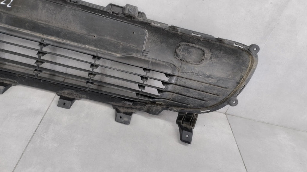 Maska (grill) KRATKA ZDERZAKA prednja RENAULT TWINGO III 3 14-24 OEM 622541335R