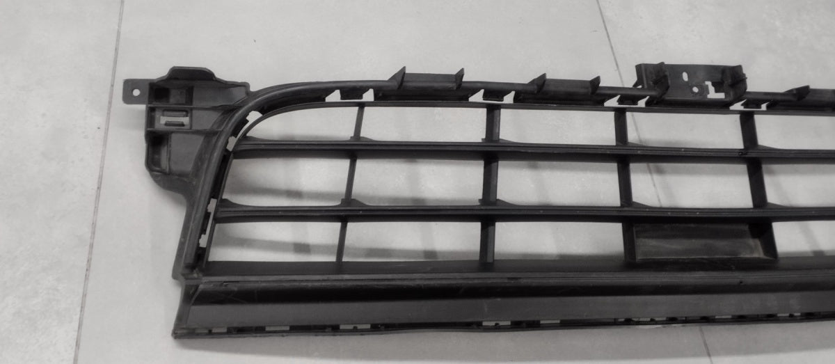 Maska (grill) Kratka zderzaka środkowa Porsche Panamera 971 16-23 / 971807683B