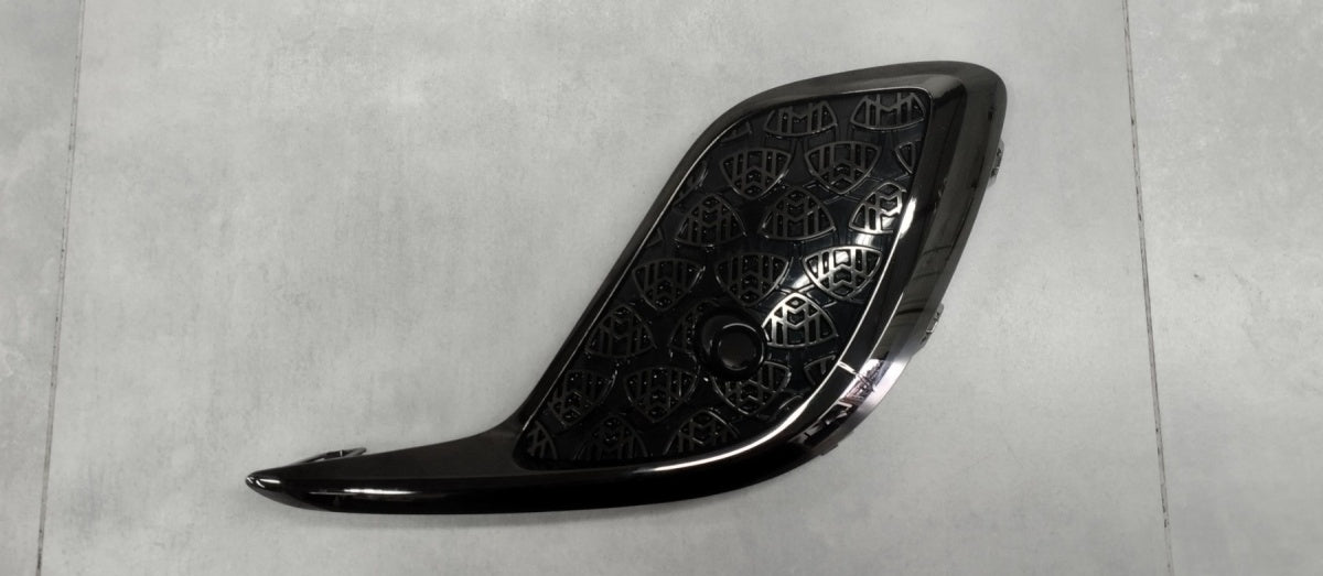 Rešetka EMBLEMAT desna RH MERCEDES MAYBACH EQS SUV X296 OE A2968852602